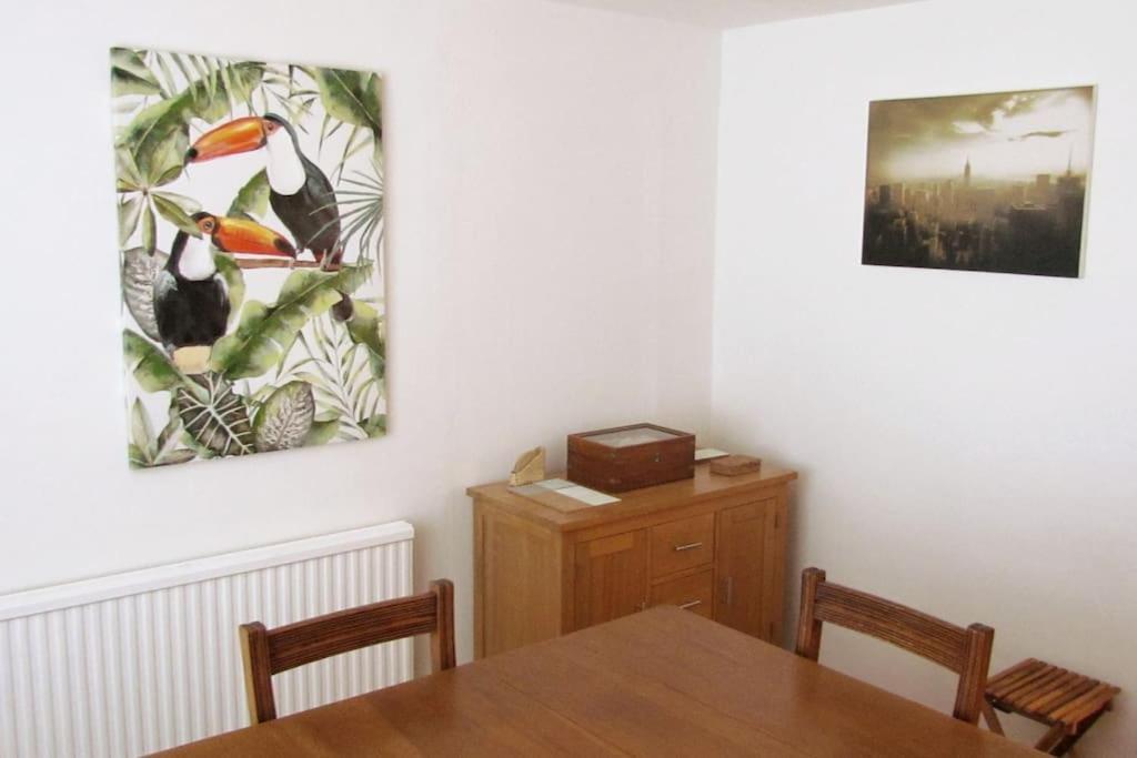 Welcoming Cottage In Chichester Near City Centre Zewnętrze zdjęcie