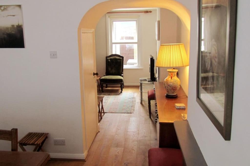 Welcoming Cottage In Chichester Near City Centre Zewnętrze zdjęcie