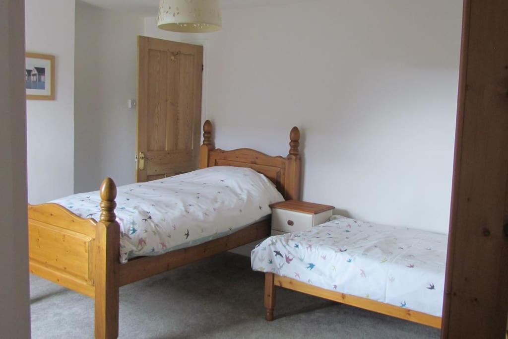 Welcoming Cottage In Chichester Near City Centre Zewnętrze zdjęcie